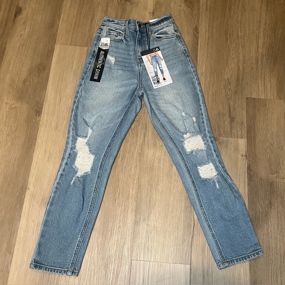 90s Style Cello Super High Rise Distressed Mom Jeans Light Wash Size 00/23